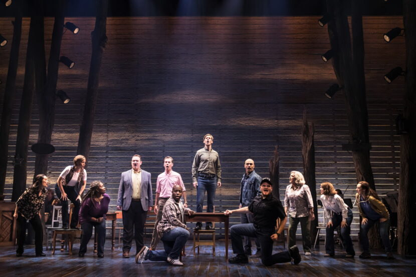 0849 The First North American Tour Company of COME FROM AWAY, Photo by Matthew Murphy,