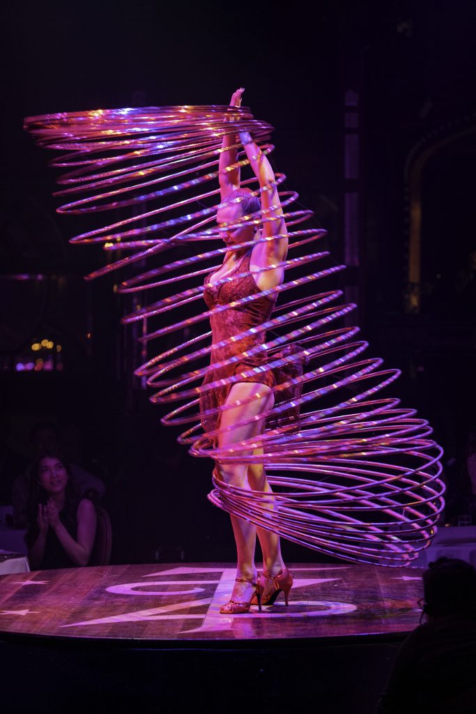TZZ24 CHI HulaHoopContortionistVitaRadionova 7 PhotoCreditElliotFisher
